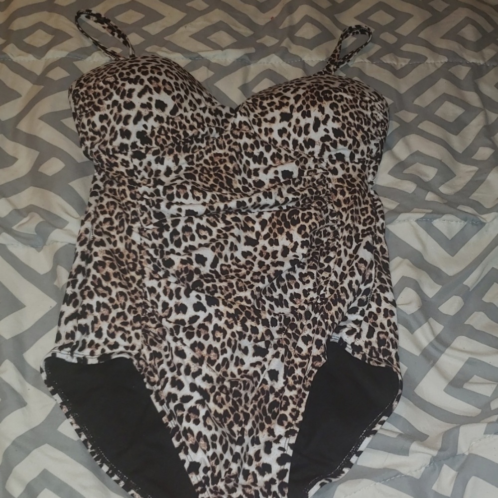 Removable straps leopard swimsuit